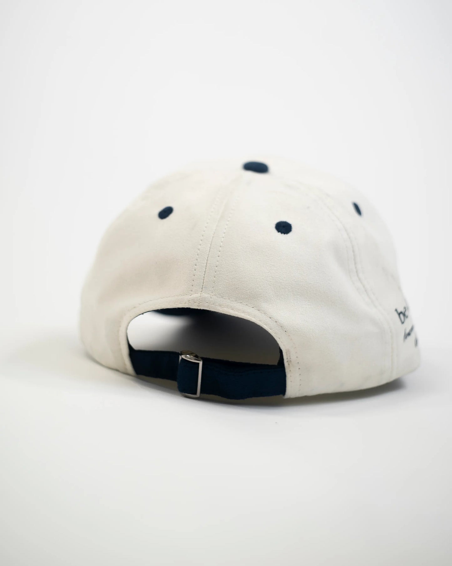 BONÉ THE BROW OFF/MARINHO LOGO - UN