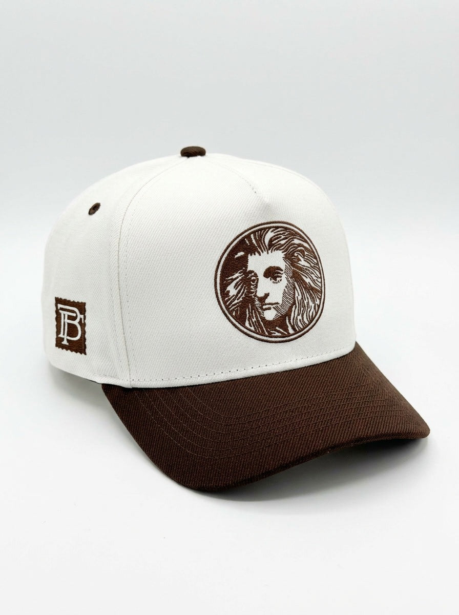 BONÉ THE BROW OFF/MARROM LOGO - UN