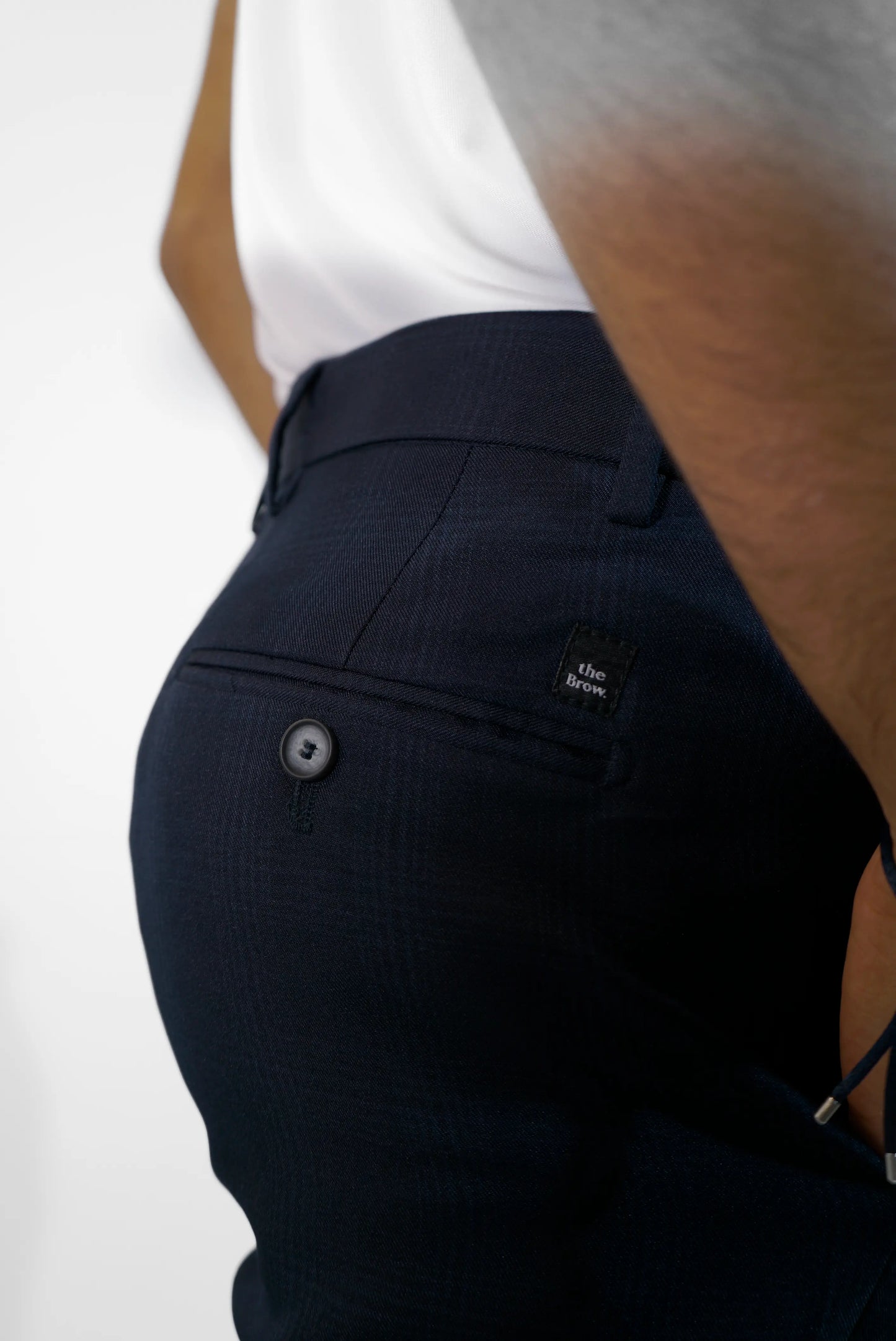 CALÇA THE BROW PRINCIPE DE GALLES
